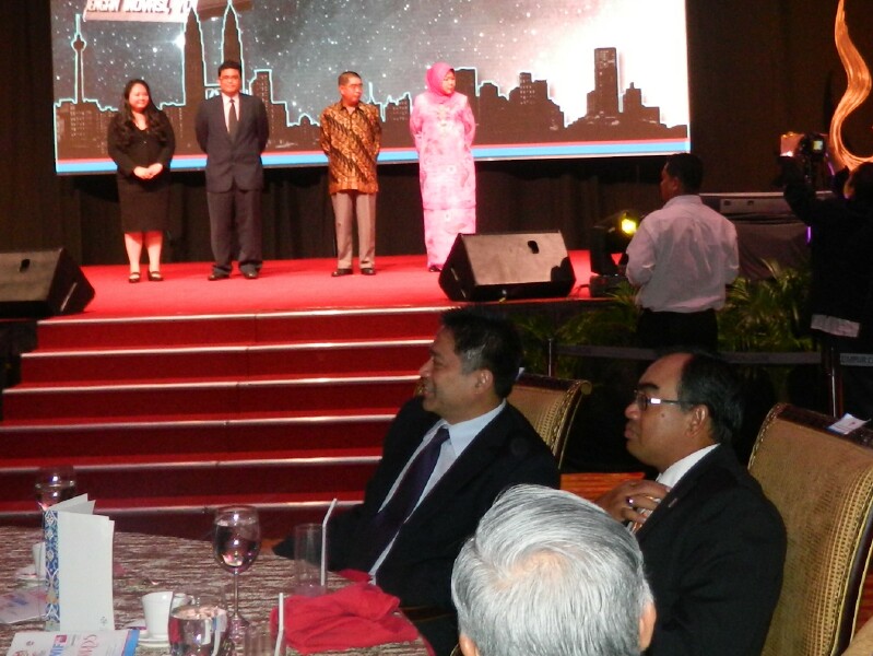 WIF-KL 2012 - 15 WIF-KL 2012 - 15